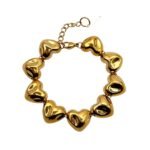 LoveStorm Gold Bracelet – Βραχιόλι με χρυσές καρδιές από ατσάλι