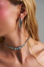 Rainbow Queen Choker – Statement necklace with multicolor crystals on silver-tone base - Image 2