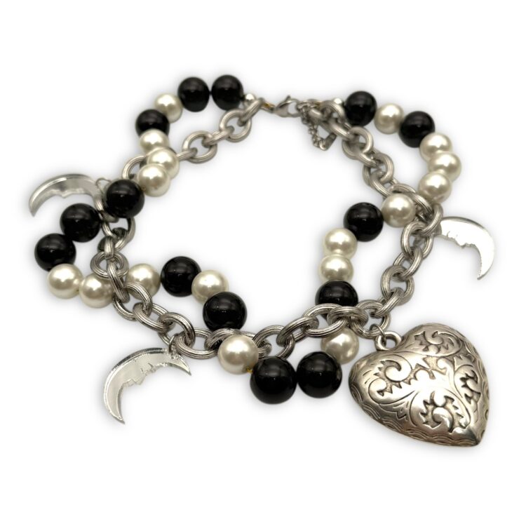 Χειροποίητο κολιέ Noctura Heart με φεγγάρια και πέρλες FunkDaQueen