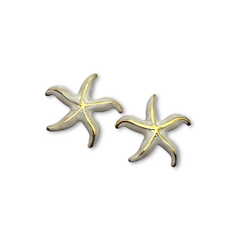 λευκά enamel starfish σκουλαρίκια με χρυσό περίγραμμα AstraShell White FunkDaQueen