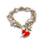 Χειροποίητο κολιέ Heartstab με περλες, κεραμική καρδιά και plexiglass μοτίβο FunkDaQueen