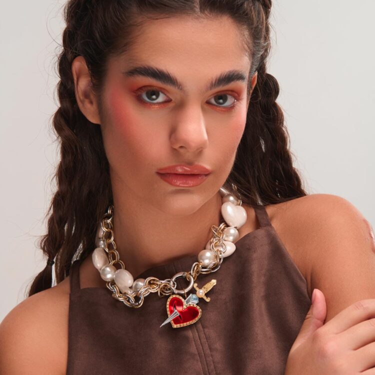 Heartstab necklace worn as romantic statement jewelry – FunkDaQueen