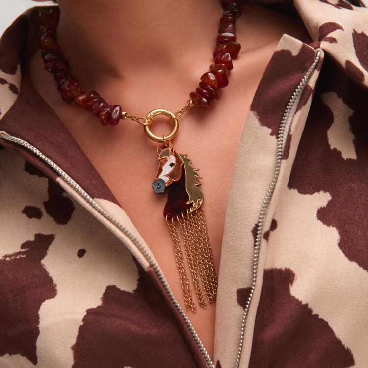 Detail of Proud Horse handmade plexiglass necklace with horse motif – FunkDaQueen