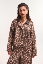 Σετ τζάκετ & παντελόνι leopard τζιν – Wild Prowl Set - Image 2