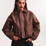 Μπουφάν suede σε καφέ απόχρωση – Choco Cloud Bomber