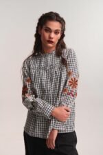 Shirt with check pattern and floral embroidery – Boho Stitch Shirt