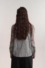 Shirt with check pattern and floral embroidery – Boho Stitch Shirt - Image 2