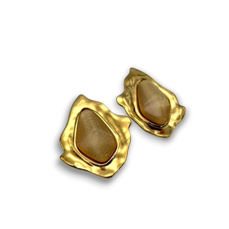 Sandy Stone ατσάλινα σκουλαρίκια με Cat Eye πέτρα.
