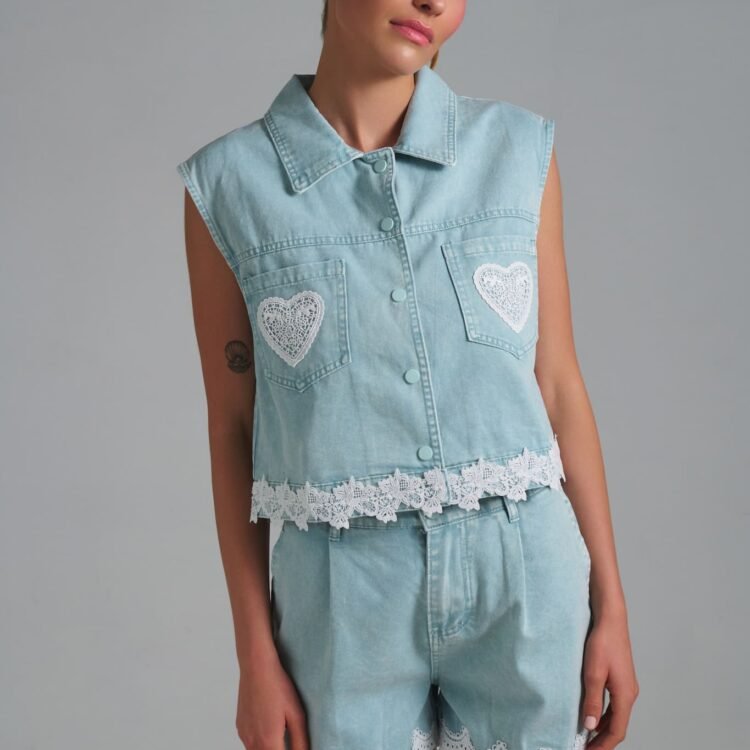 Denim σετ με δαντέλα και καρδιές σε γαλάζια απόχρωση