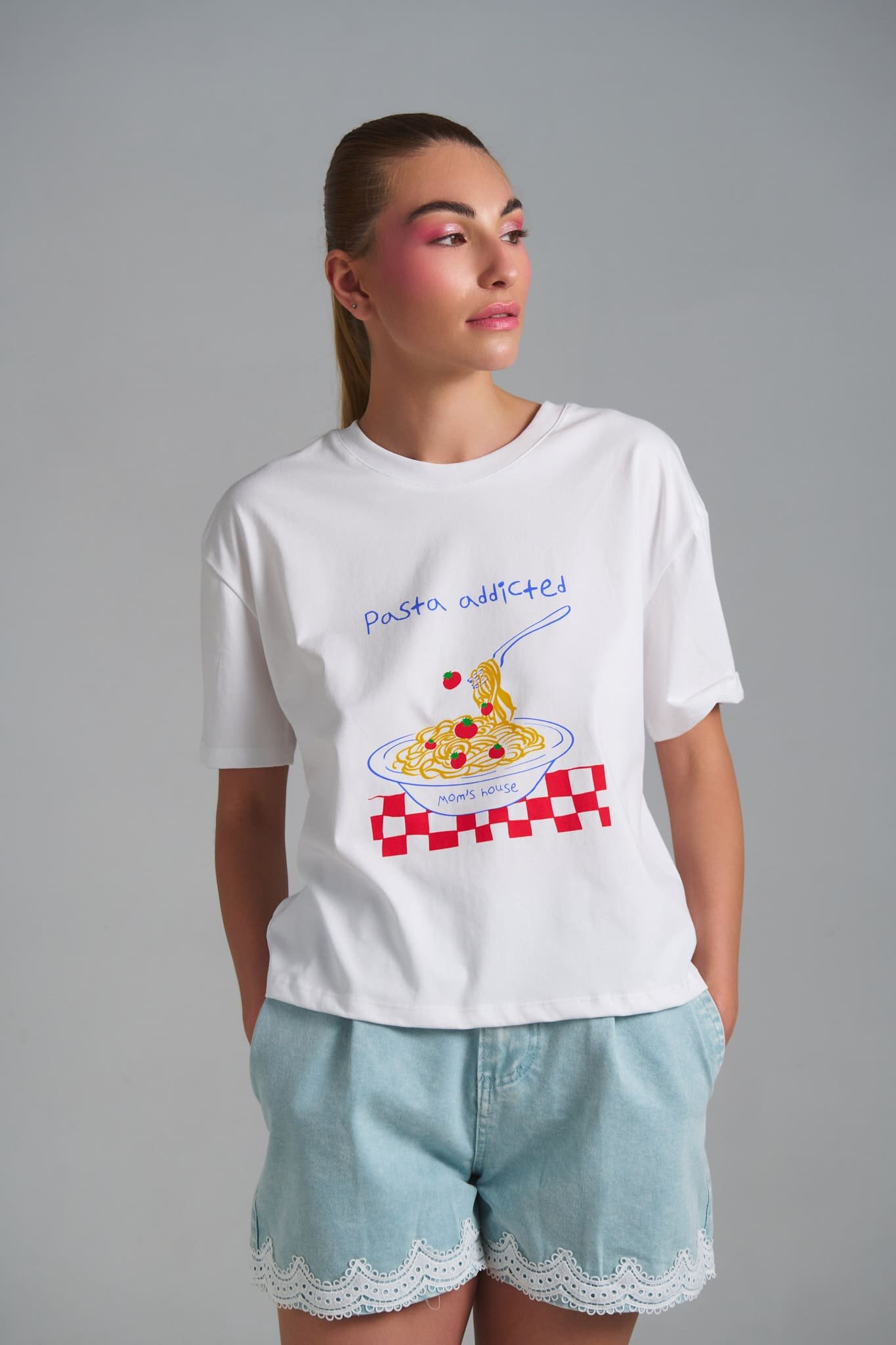 pasta-addicted-tee-main.jpg Pasta Addicted Tee oversized λευκό t-shirt με pasta print