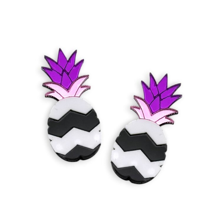 Handmade pineapple earrings with retro design