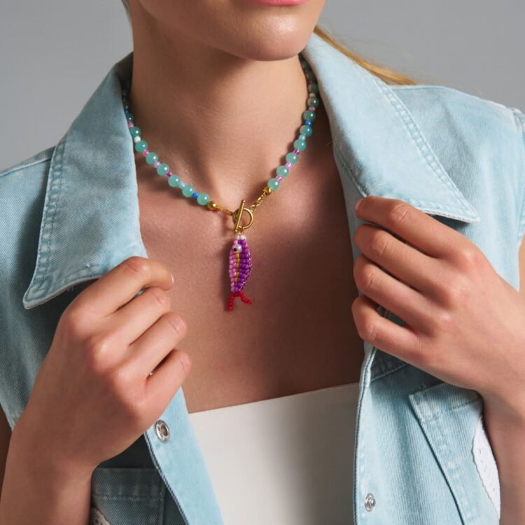 Fishy Pop Necklace με τιρκουάζ γυάλινες χάντρες