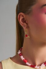Mini σκουλαρίκια καβούρι από ανοξείδωτο ατσάλι.