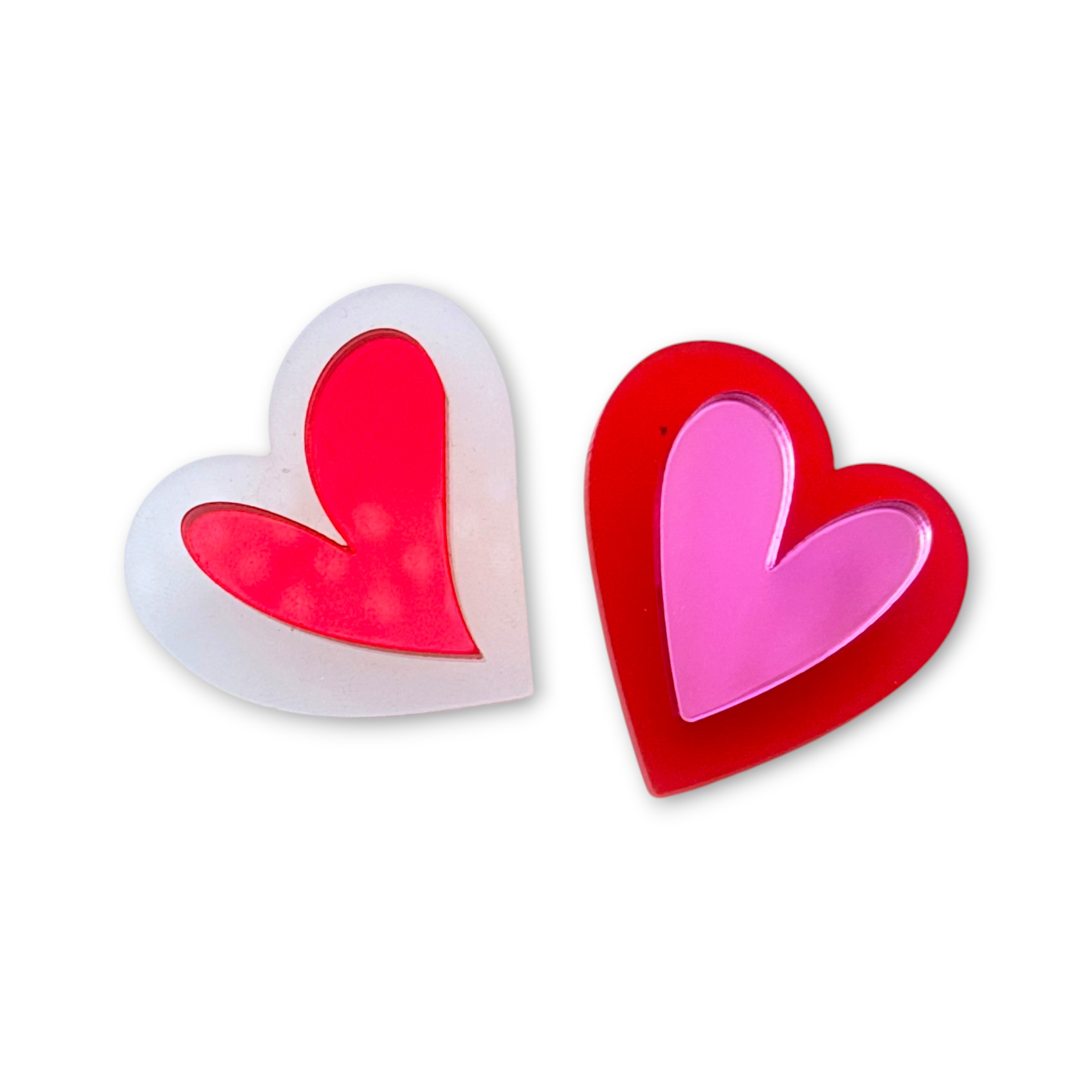 petit-hearts-frozen-red-handmade-earrings.jpg Χειροποίητα σκουλαρίκια Petit Hearts Frozen Red με λευκές, κόκκινες και ροζ καρδιές από plexiglass