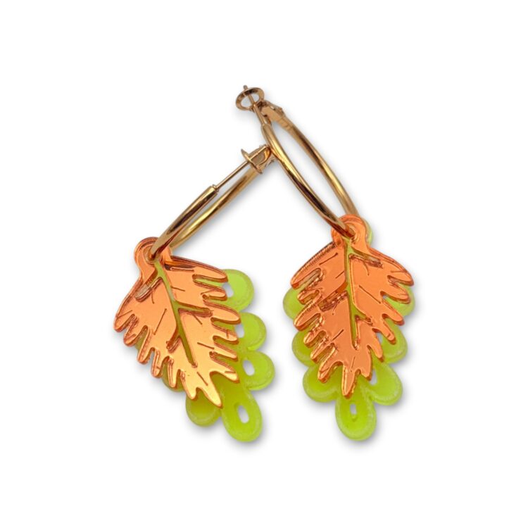 Χειροποίητα σκουλαρίκια Dreamy Leaves Orange Lime με χρυσούς κρίκους, πορτοκαλί mirror και lime φύλλα από plexiglass