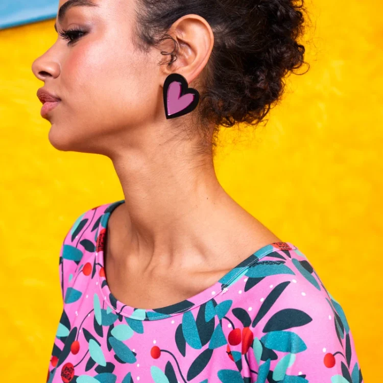 Petit Hearts Black Pink handmade heart earrings in black and bright pink plexiglass